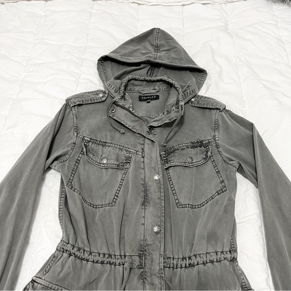 Aritiza TALULA Trooper Anorak Jacket - Picture 2 of 14